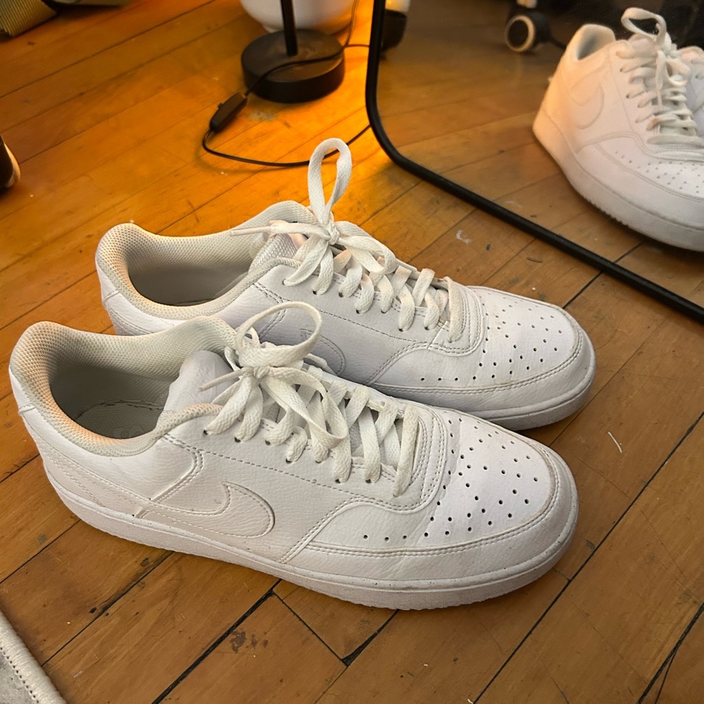 Nike vision court low